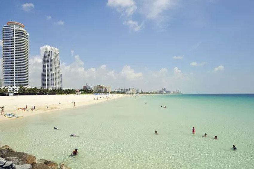 chad spann recommends topless at miami beach pic