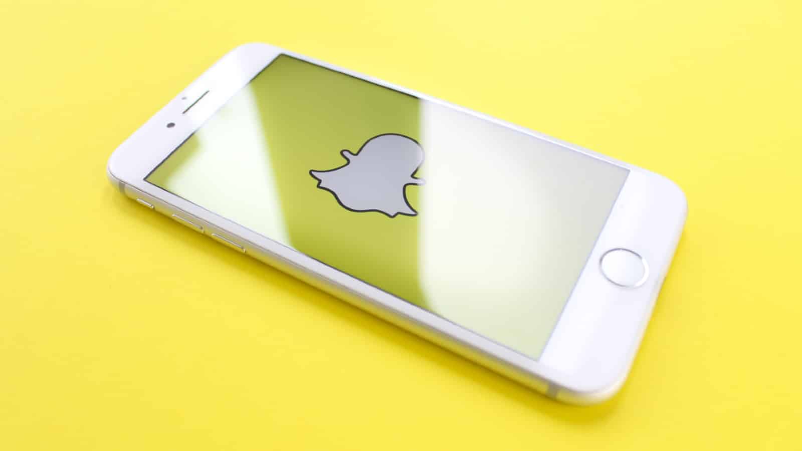 david atkinson recommends why would a married man use snapchat pic
