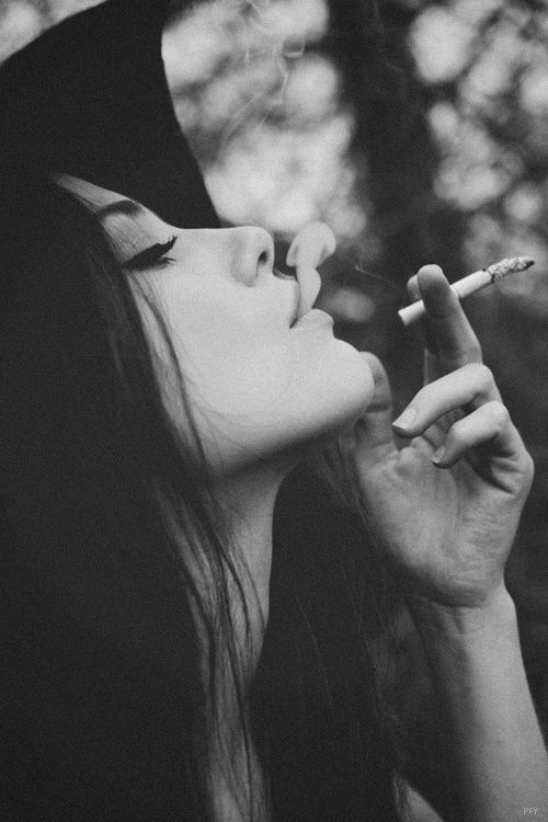 women smoking cigarettes tumblr